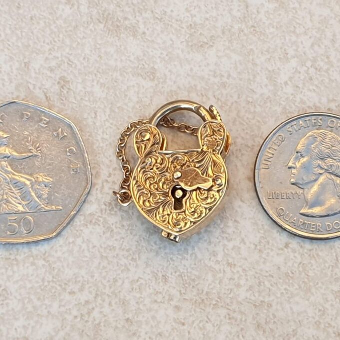 Ornate Heavy Padlock with Key in 9ct Gold