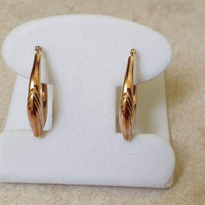 Gorgeous Chevron Creole Hoop Earrings in 9ct Gold