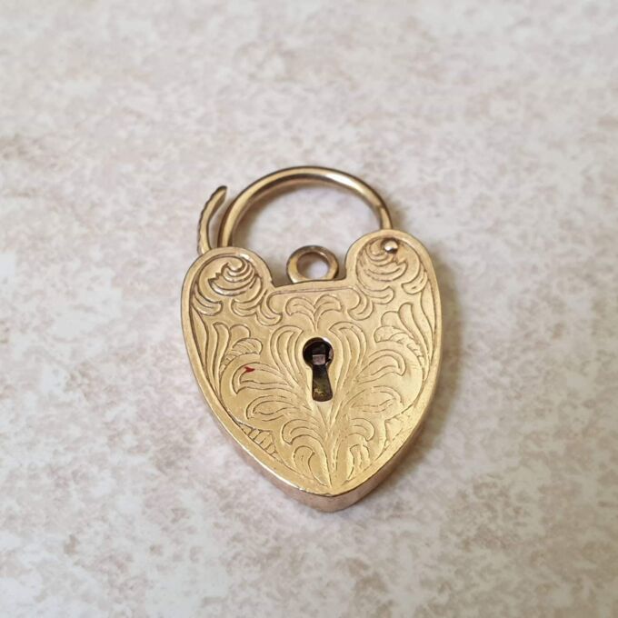 Engraved Heart Padlock in 9ct Gold