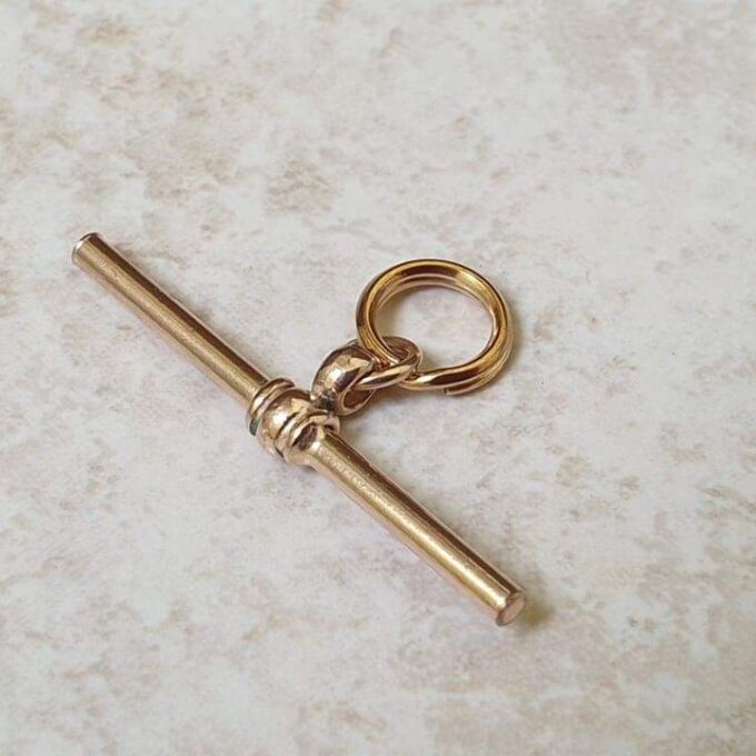 Simple T Bar Pendant in 9ct Rose Gold