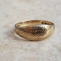 Textured Graduating Signet Ring in 9ct Gold, a UK I 1/2 or a US 4 3/4