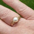 Pearl Solitaire Ring in 9ct Gold.