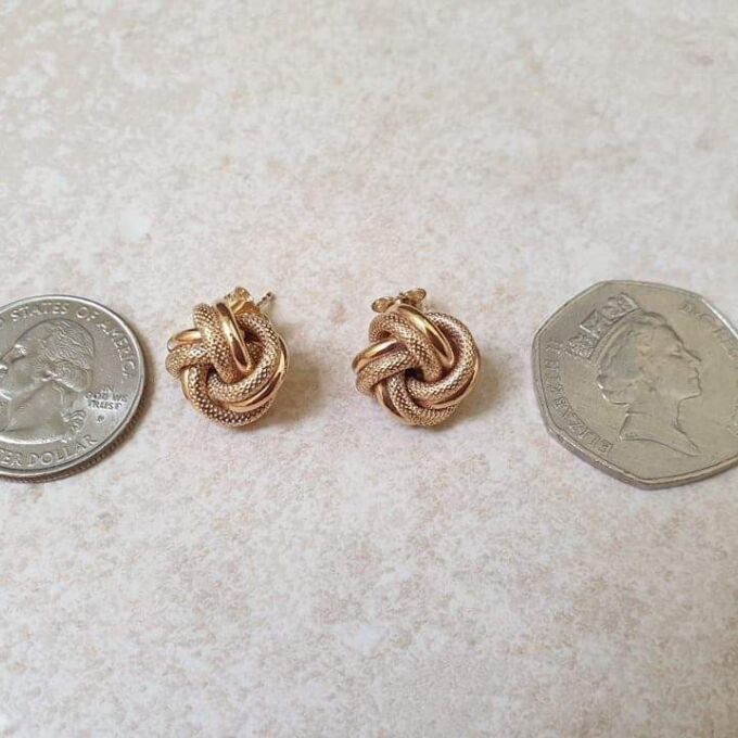 Bold Knot Stud Earrings in 9ct Gold.