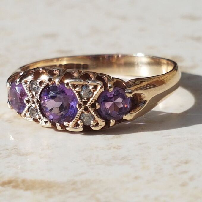Pretty Amethyst Gypsy Ring in 9ct Gold, a UK M 1/2 or a US 6 3/4.