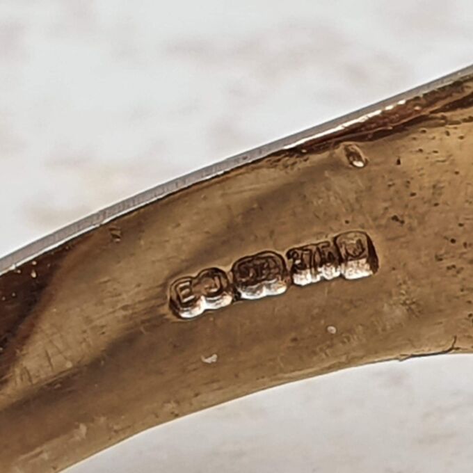 Goldstone Signet Ring in 9ct Gold.