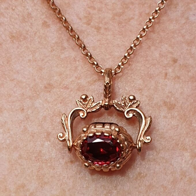 Three Colour Paste Spinning Fob in 9ct Rose Gold