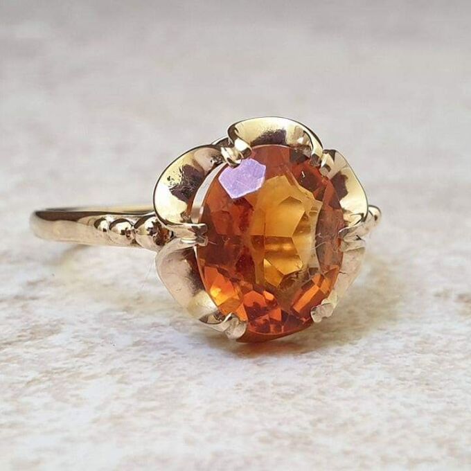 Madeira Citrine Oval Solitaire Ring in 9ct Gold,  a UK P 1/2 or a US 8.