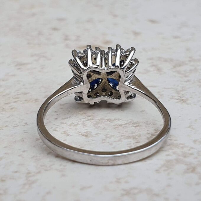 Marquise Sapphire and Diamond ring in 9ct Gold, a UK K 1/2 or a US 5 3/4