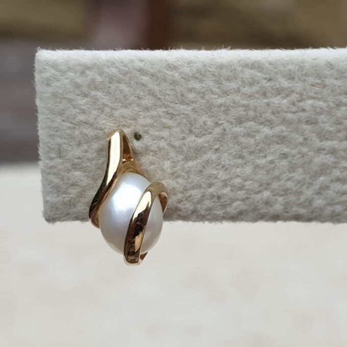 Pearl Caged Earrings in 9ct Gold