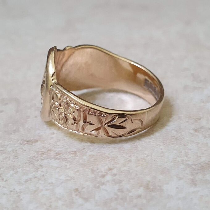Ornate Wide Buckle Ring in 9ct Gold.