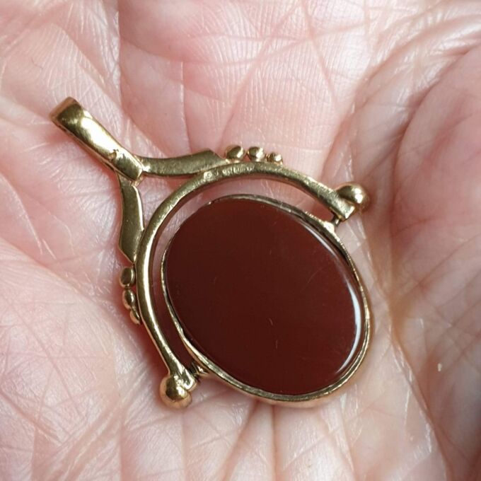 Double Sided Spinner Fob Pendant in 9ct Gold