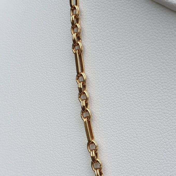 Fancy Belcher Chain in 9ct Gold,  16 inches in length.