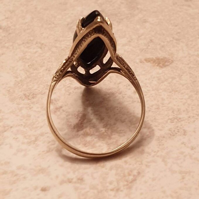 Marquise or Navette Whitby Jet Ring in 9ct Gold, a UK N or a US 7