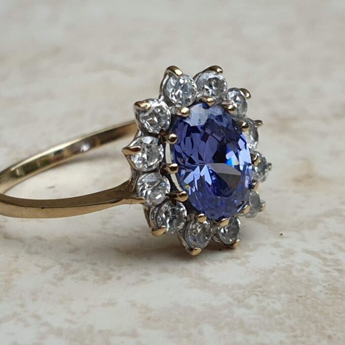 Tanzanite Coloured Paste Cluster Ring in 9ct Gold,  a UK N or a US 7.