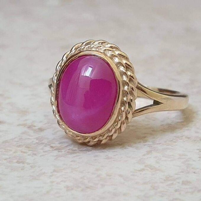 Synthetic Star Pink Ruby Ring in 9ct Gold.