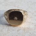 Big Ornate Signet Ring in 9ct Gold, a UK size V or a US 11.
