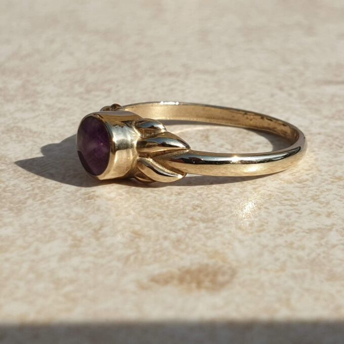 Blue John Doublet Ring in 9ct Gold,  a UK M 1/2 or a US 6 3/4.