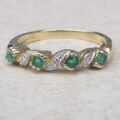 Beautiful Emerald and Diamond Ring in 9ct Gold, a UK M 1/2 or a US 6 3/4.