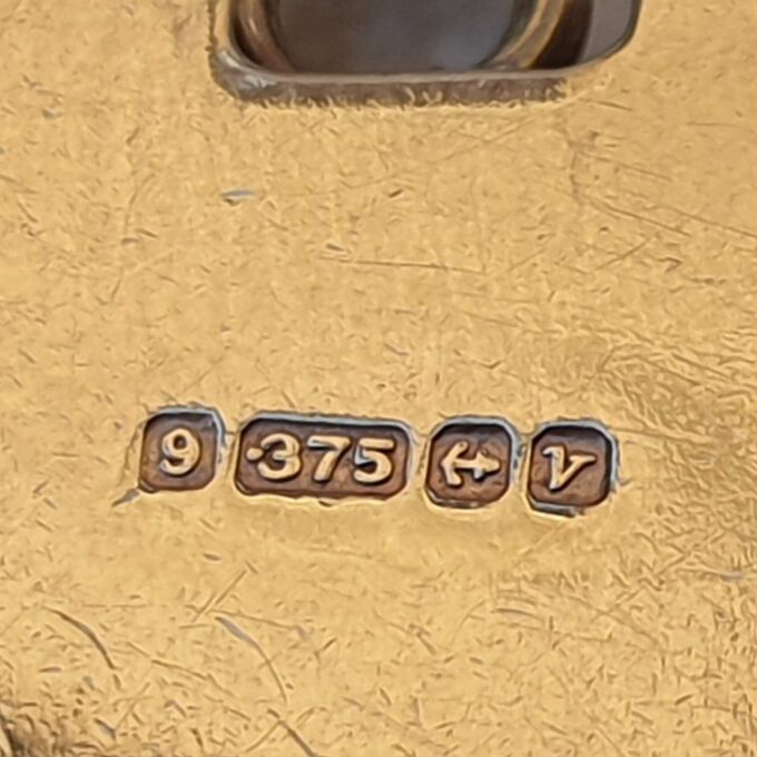 Engraved Heart Padlock in 9ct Gold