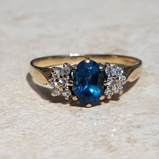 Sale – London Blue Topaz and Diamond Ring in 9ct Gold, a UK N 1/2 or a US 7 1/4.