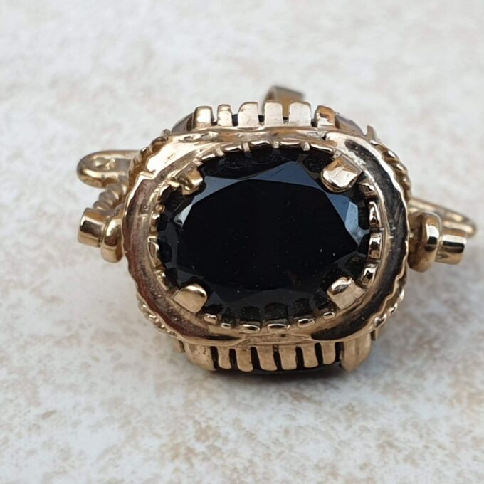 Three Stone Smoky Quartz Spinner Fob Pendant in 9ct Gold