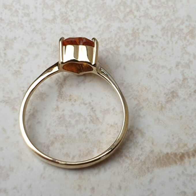 Citrine Heart Ring in 9ct Gold.