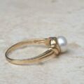 Pearl Solitaire Ring in 9ct Gold.