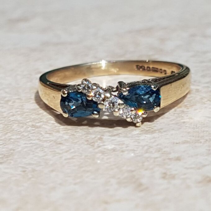 Sale – London Pear Blue Topaz & Diamond 9ct Gold Ring, a UK M 1/2 or a US 6 3/4.