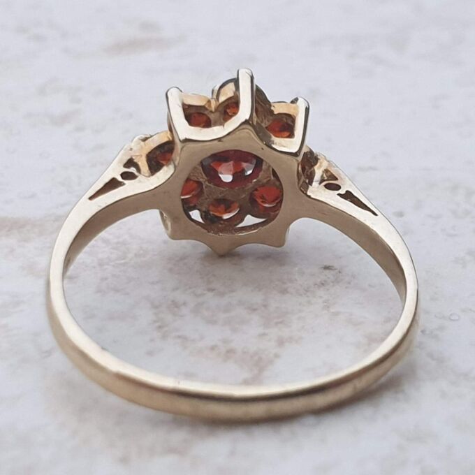 Garnet Cluster ring in 9ct Gold.