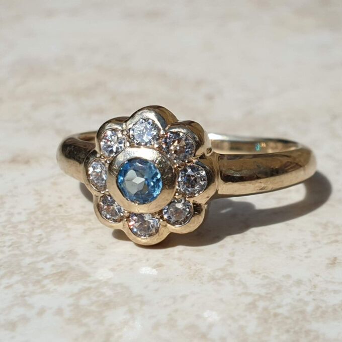 Topaz and Paste Daisy Cluster Ring in 9ct Gold,  a UK N or a US 7.