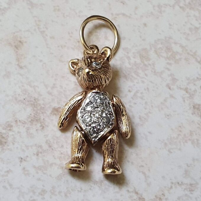Small Gemset Vintage Teddy Bear in 9ct Gold
