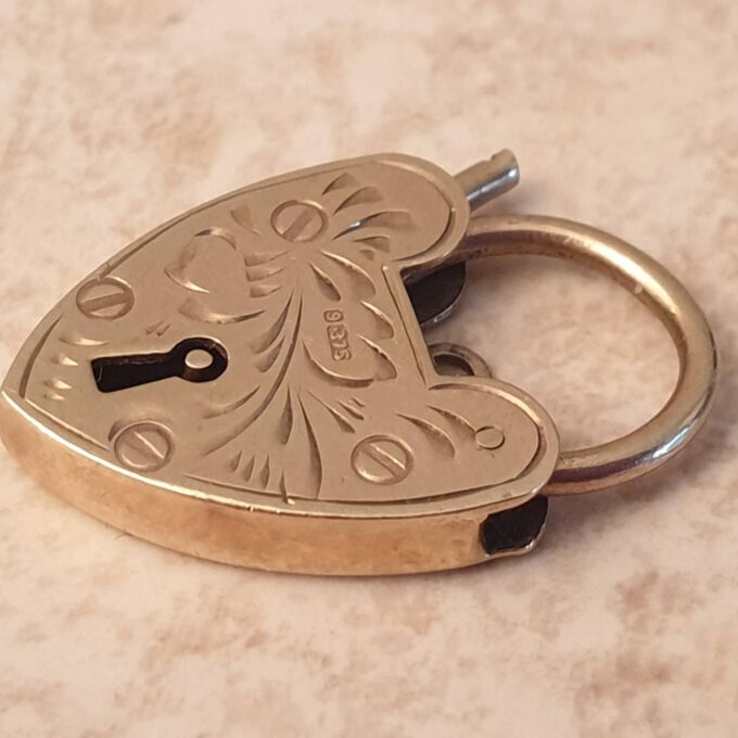 Engraved Heart Padlock in 9ct Gold