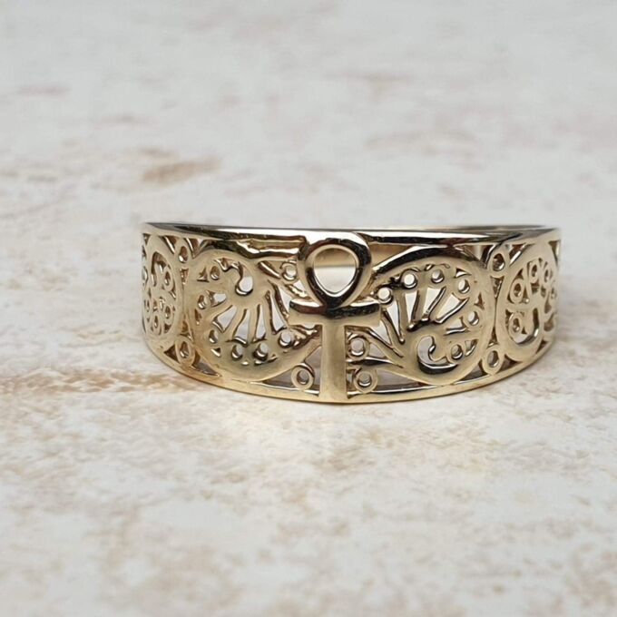 Ankh Patterned Ring in 9ct Gold, a UK P 1/2 or a US 8 1/4.