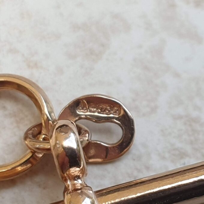 Simple T Bar Fob Pendant in 9ct Rose Gold