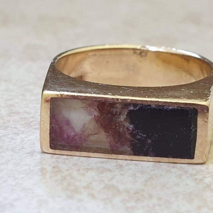 Derbyshire Blue John Signet Ring in 9ct Gold.
