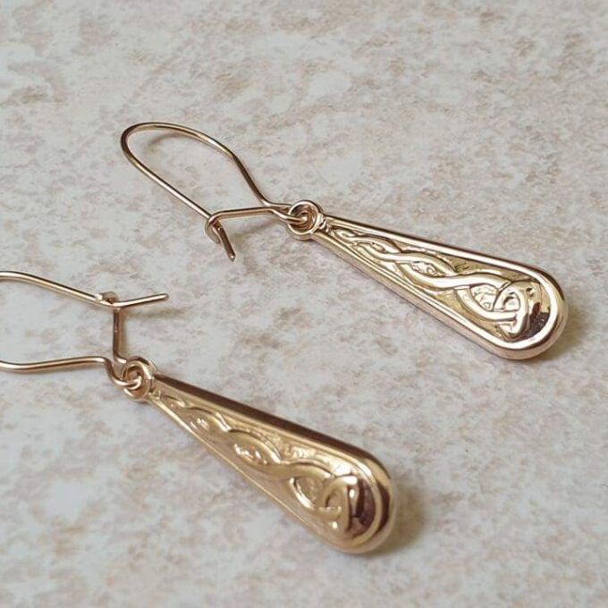 Celtic Design Drop Earrings in 9ct Gold.