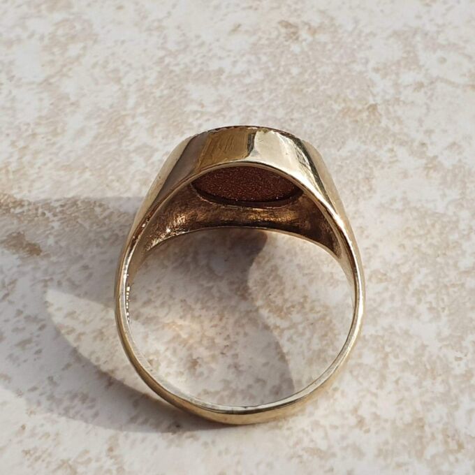 Goldstone Signet Ring in 9ct Gold.