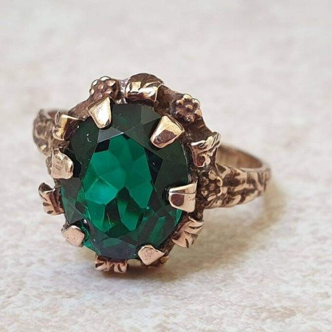 Ornate Synthetic Green Tourmaline Ring in 9ct Gold.