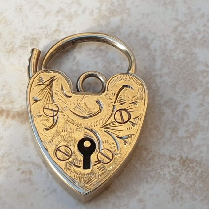 Engraved Heart Padlock in 9ct Gold