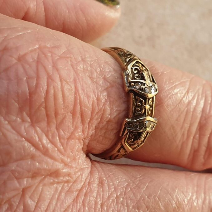 Double Buckle Diamond Set Ring in 9ct Gold,  a UK R 1/2 or a US 9 1/4.