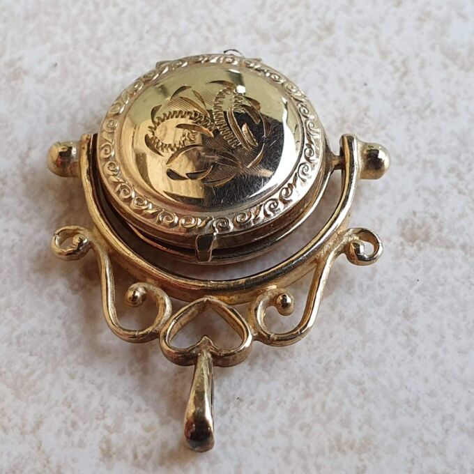 Spinning Locket Fob Pendant in 9ct Gold