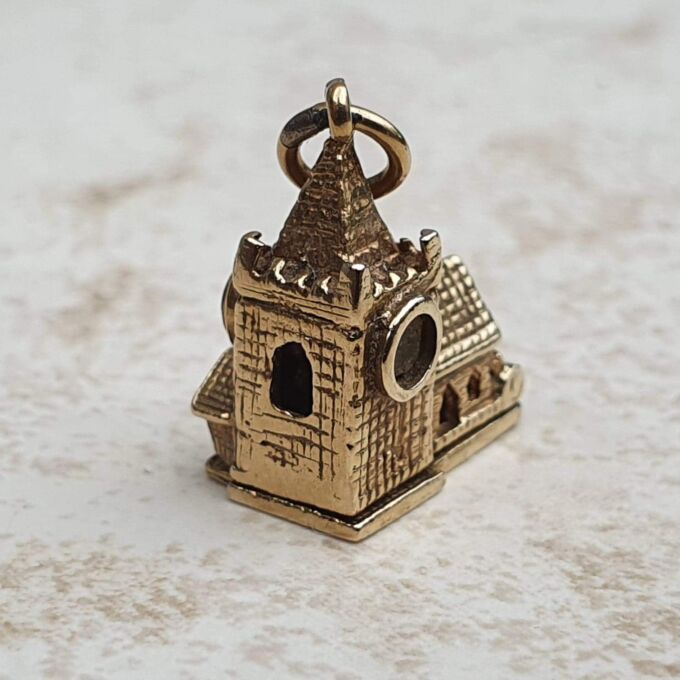 Opening Church Charm with Stanhope Lens and Wedding Scene Inside in 9ct Gold.