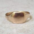 Simple Plain Signet Ring in 9ct Gold.