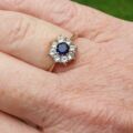 Synthetic Sapphire and Spinel Daisy Ring in 9ct gold, a UK M 1/2 or a US 6 3/4