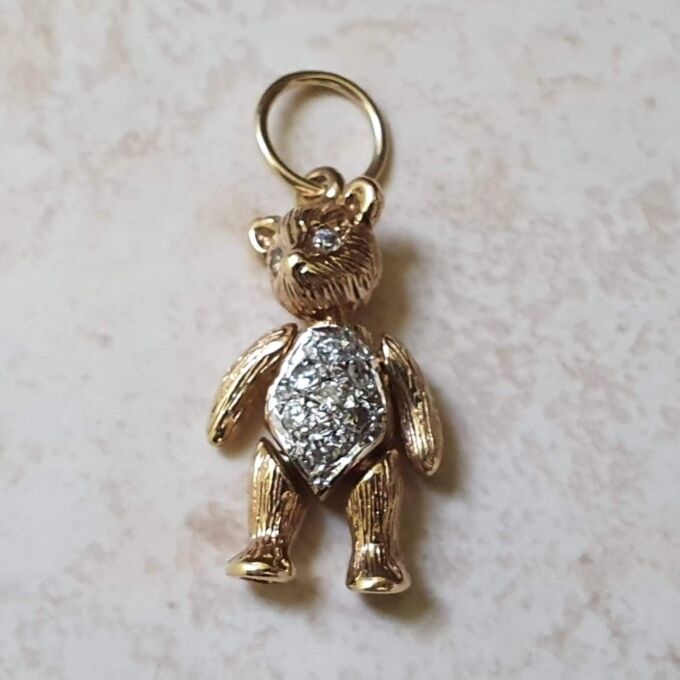 Small Gemset Vintage Teddy Bear in 9ct Gold