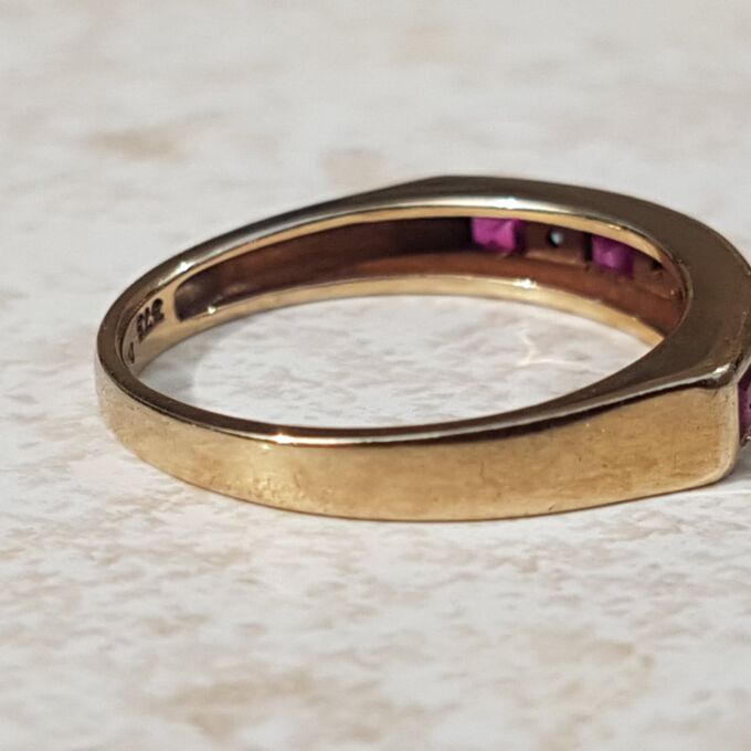 Ruby and Diamond Stacking Band in 9ct Gold, a UK K or a US 5 1/2.