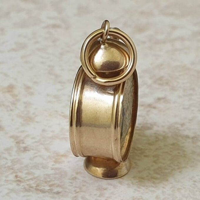 Alarm Clock Charm Pendant in 9ct Gold.