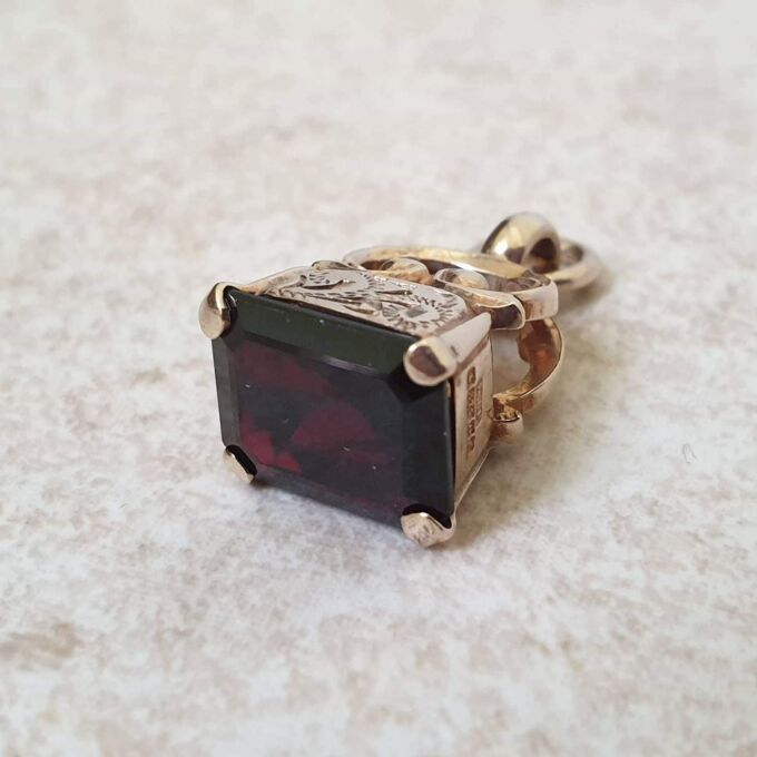 Engraved Garnet Fob in 9ct Gold