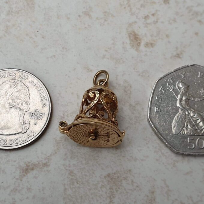 Wedding Bell Bride and Groom in 9ct Gold