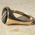 Oval Onyx Striped Signet Ring in 9ct Gold, a UK S or a US 9 1/2